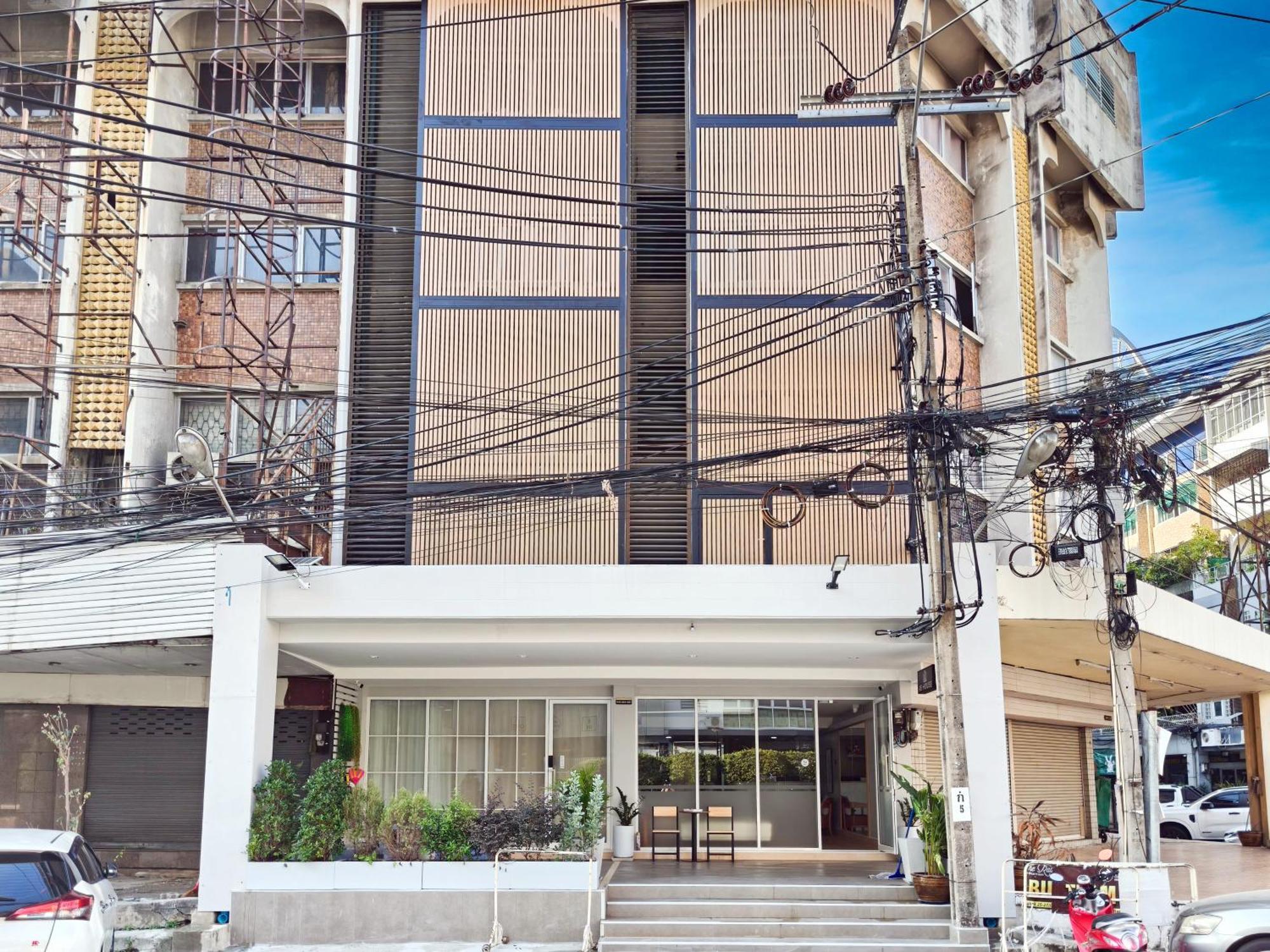 Ab House Aparthotel Bangkok Exteriör bild